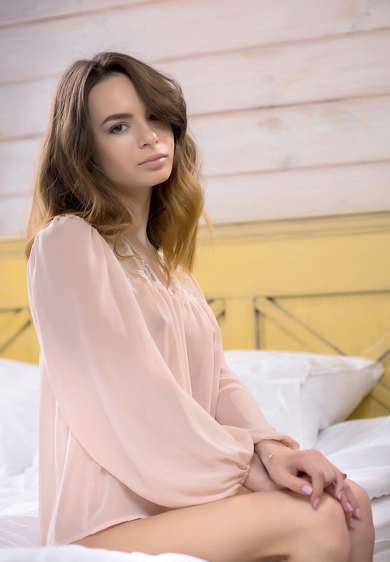 Юличка, 25